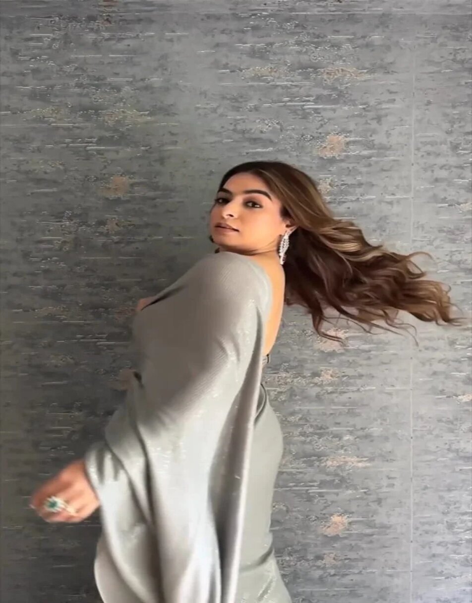 Silver Sequin Saree With Stiched Blouse