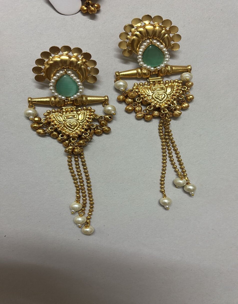 Kaansh jhumkas